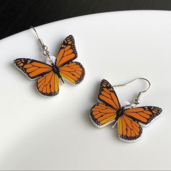 NEW Acrylic Monarch Butterfly Earrings - Picture 2 of 6